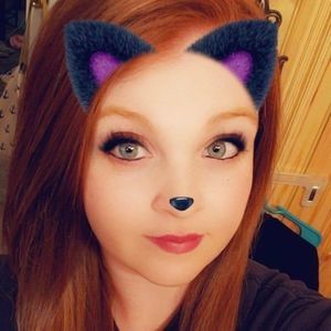 Meet your Posher, Katelyn